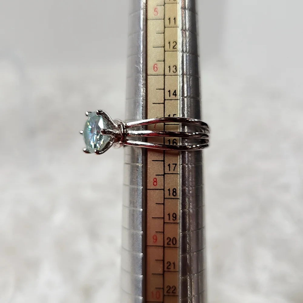 Moissanite 2 Carat Illusion Triple Band